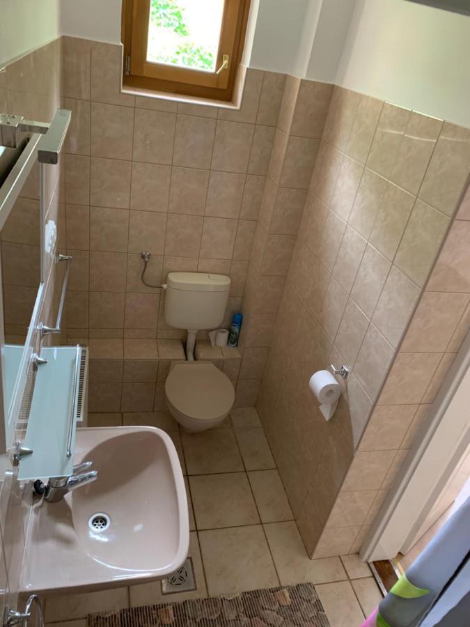 Zsuzsa Apartman Hajduszoboszlo Exterior photo