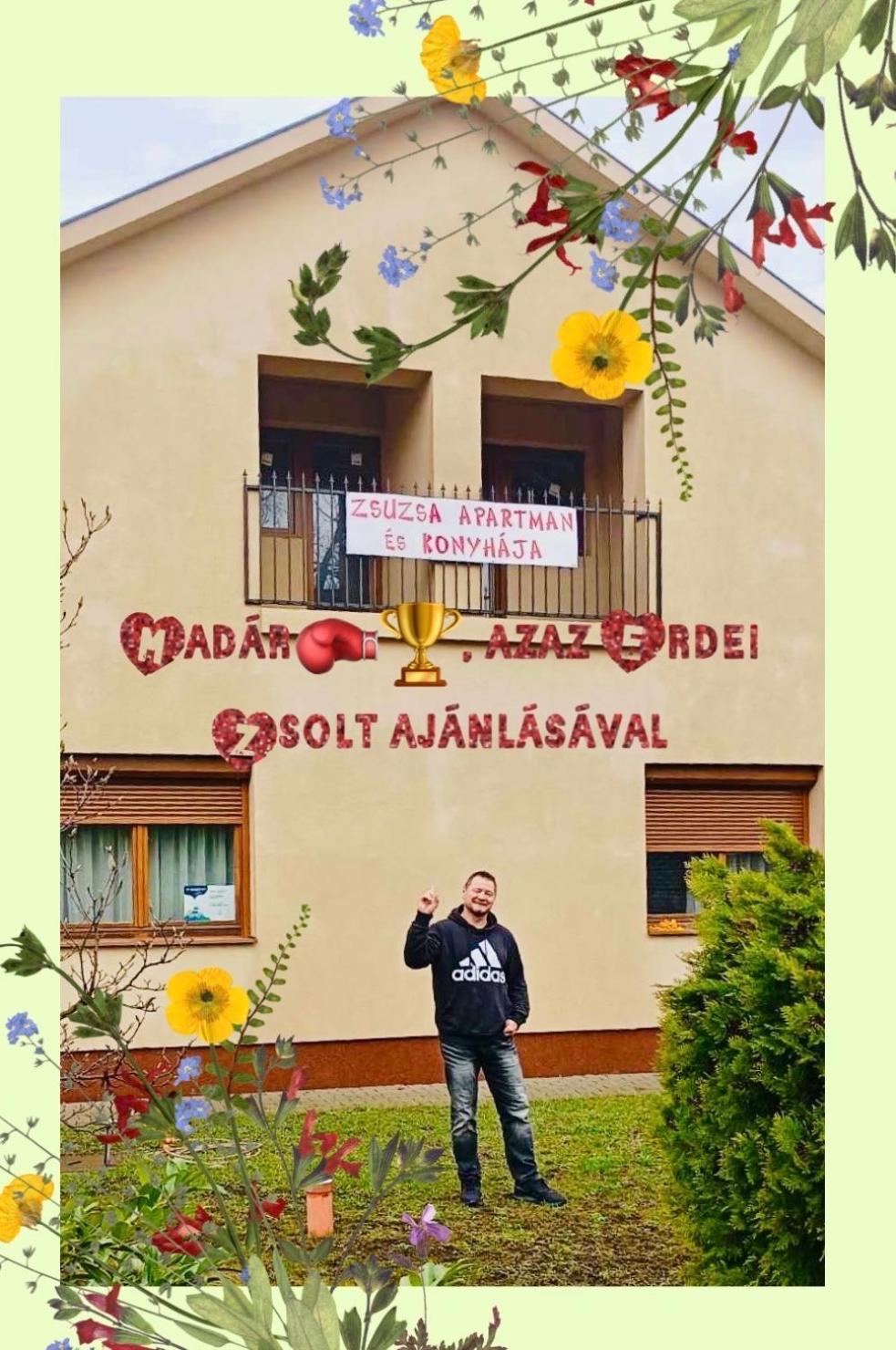 Zsuzsa Apartman Hajduszoboszlo Exterior photo